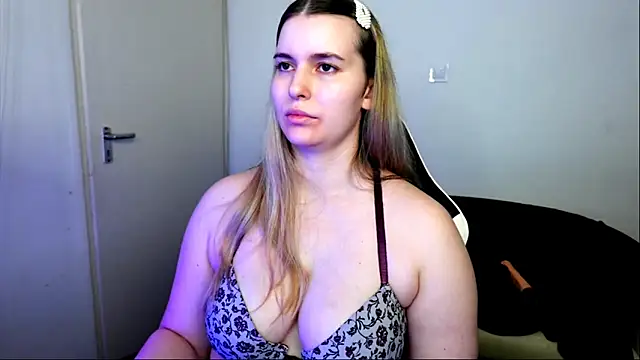 ShyHotNerd live