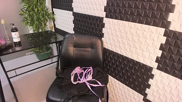 AlinaMorris live