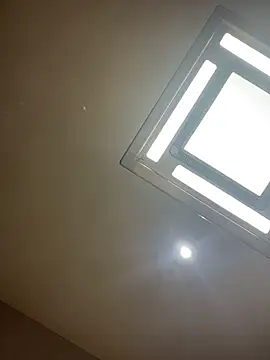 kiss_loo live