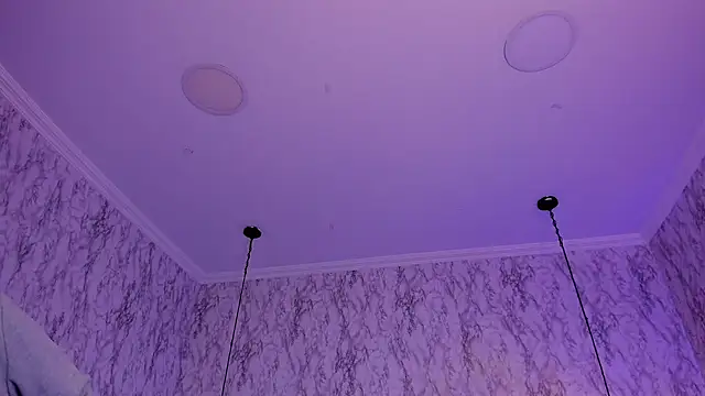 MhilaMoon live