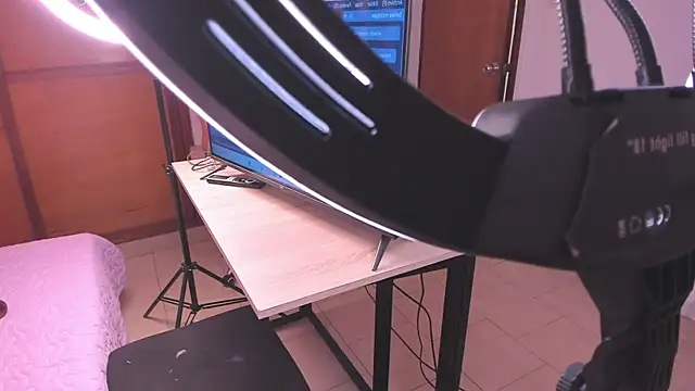 Kitty_Burn live