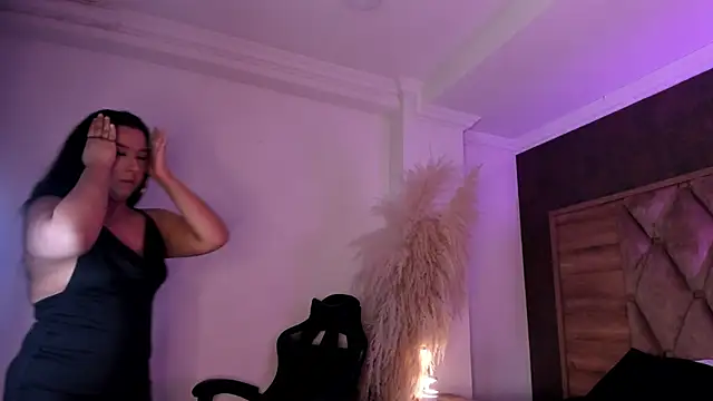 CristineRainn_ live