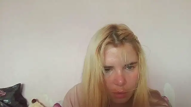 HornyElena live