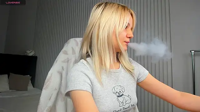 Bunny_Elsy live