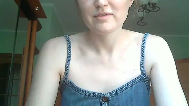 Holistic_woman live