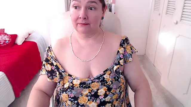 leonela_69 live