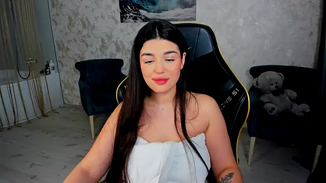 AlluringAriel live