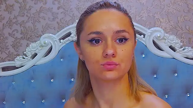 Ivy_Quin live