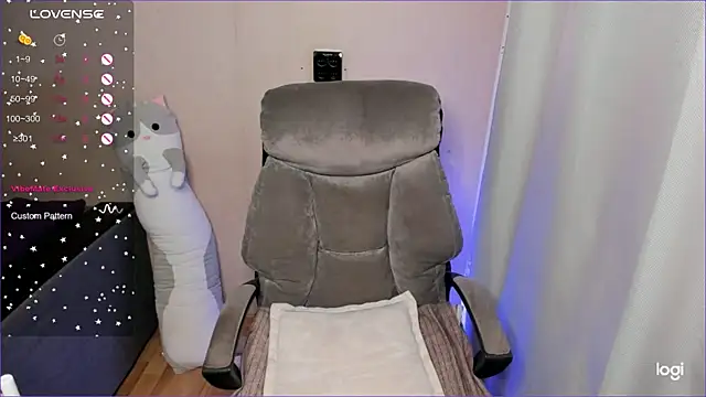 ScarlettVaughn live