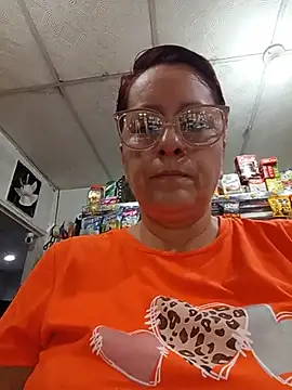 deisy_summers47x live