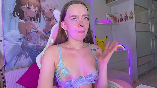 CheekySashaCharm live