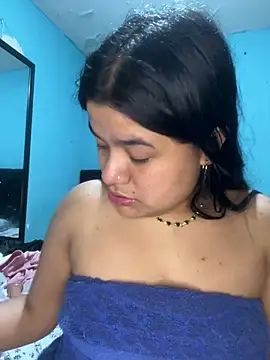 April_Becker live
