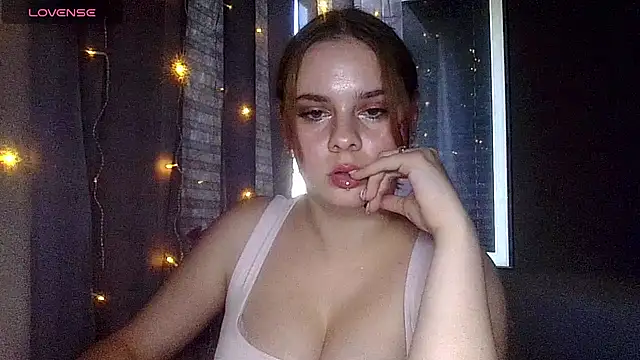 dakota_charm_ live