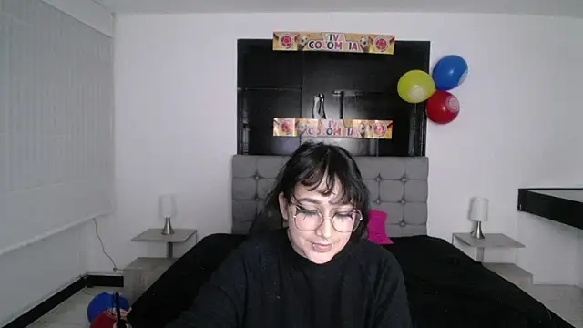Aura_cute_ live