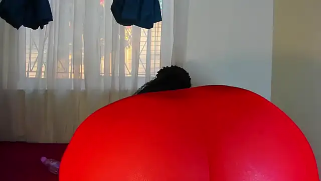 ThickLeeyanaXX live