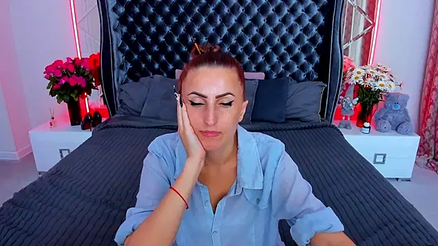 Rebecca_Diamond live