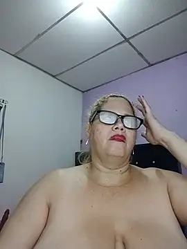 EllisW8 live