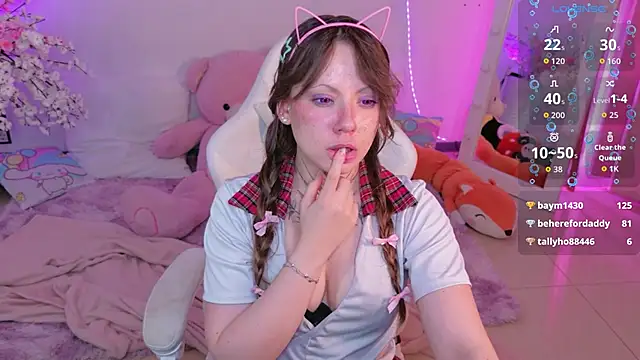 EricaMoonn live