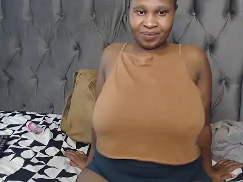 Loyal_Alisha live