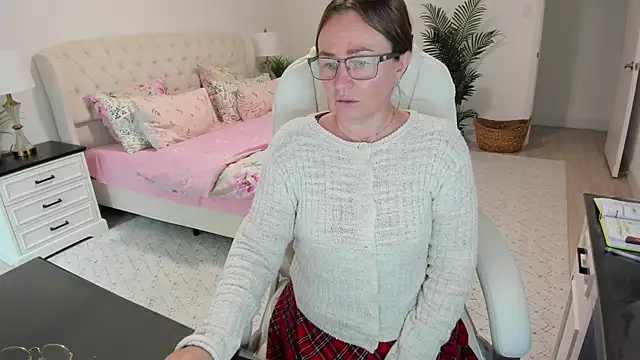 Vika73 live
