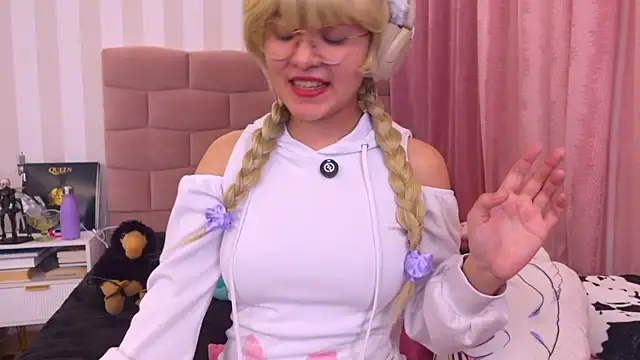 NataliaNovak live