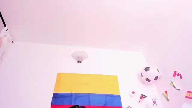 MiaFoox__ live
