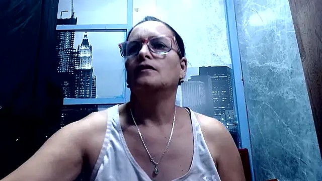 Nastylatinaxxx live