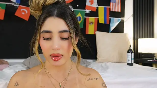Annyy_Rosse live