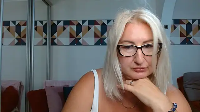 DianaFrances live