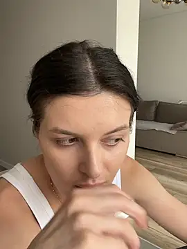 little_belucci live