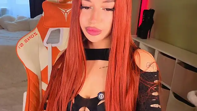 Regina_Amour live