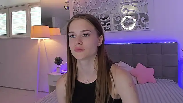 LuisaClover live