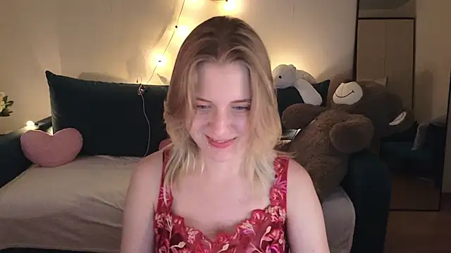 Viki_Charm live