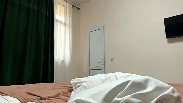 BrightAnnie live