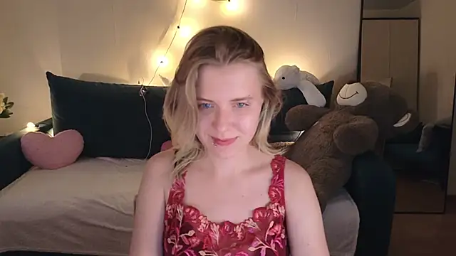 Viki_Charm live