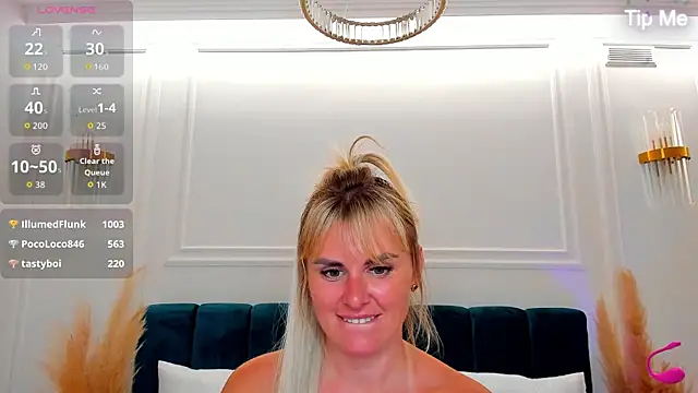 LilyDav live