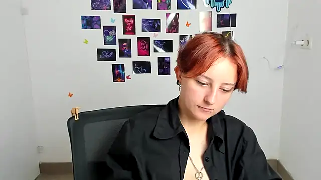 Dilara_Kiss_ live