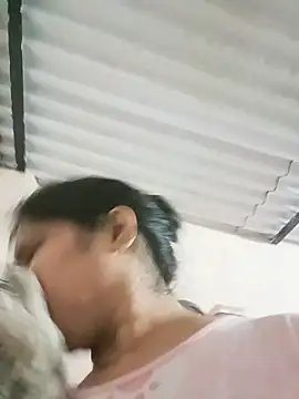 Ritika_singh71 live
