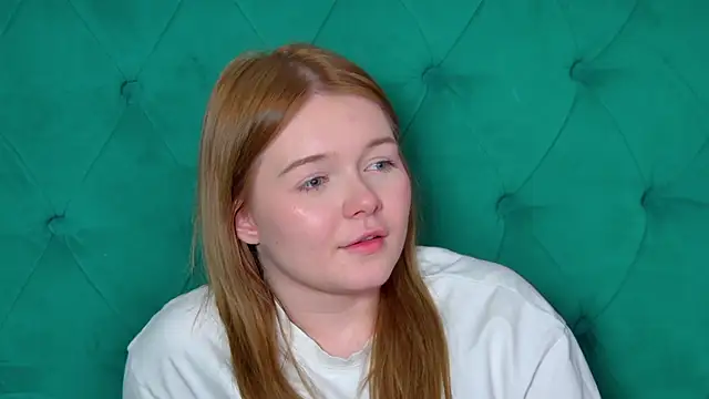 ElinaVale live