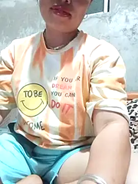Maikha08 live