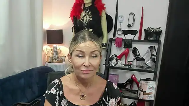 crystaLUX live