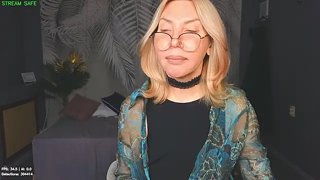 Wendy_Waves live