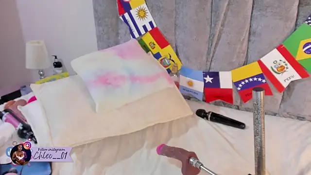 Chleo__ live