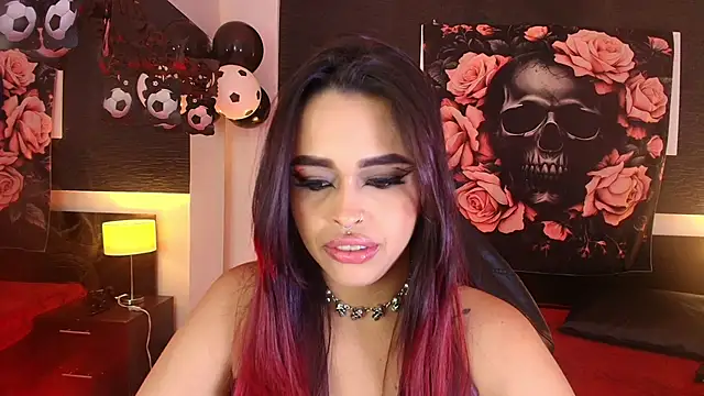 EvaaFoxxy1 live