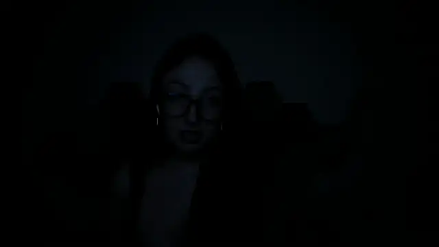 Emilywatsonn live