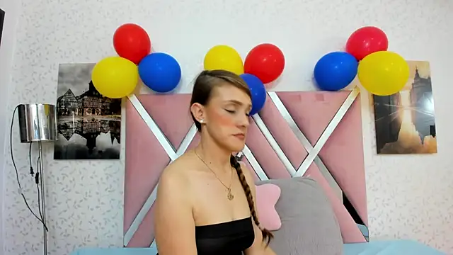 Nicoll_89 live