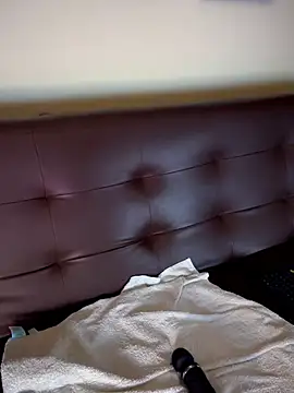 LeylaKnox live