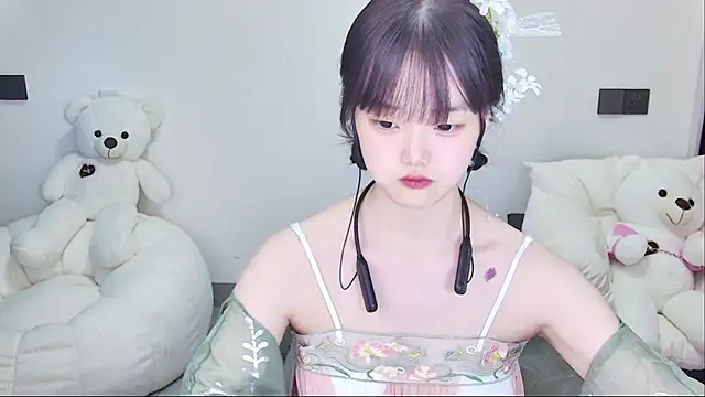 Evil-Bunny007 live