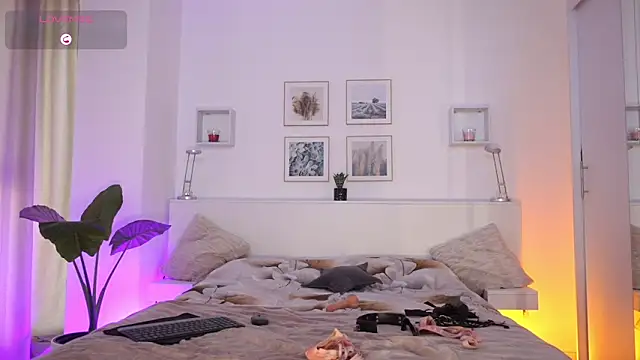 ViktoriaWhite live