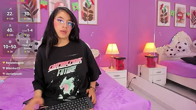YayaQueen live
